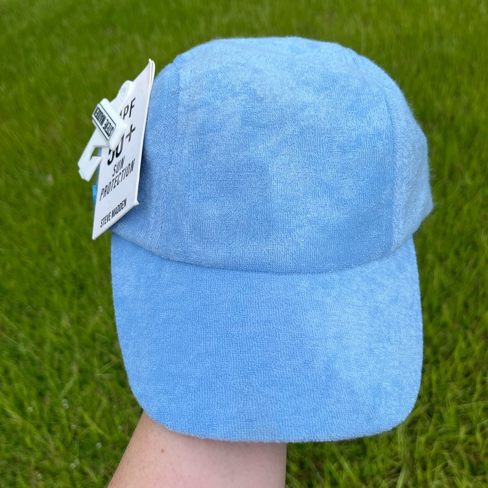 NWT Steve Madden Blue UPF 50 Baseball Hat in Blue